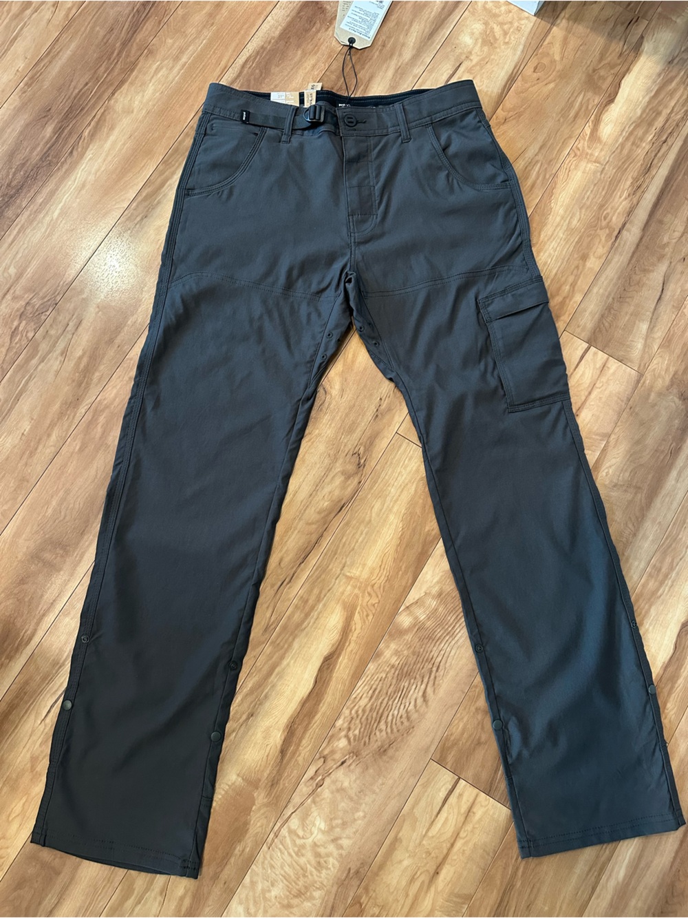 NWT prAna Stretch Zion II Straight Leg Pants Men’s 31x32 Dark Iron Hiking Outdoo